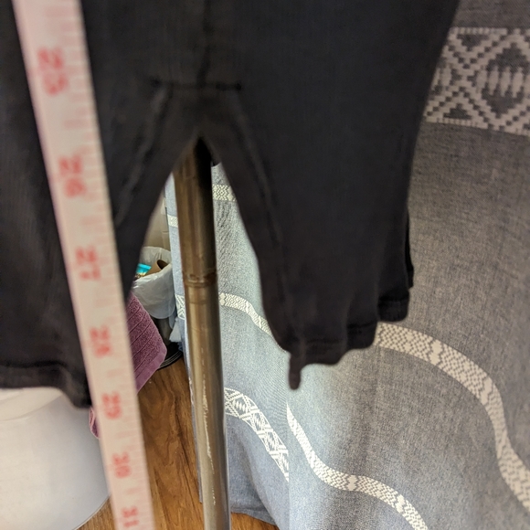 XCVI Ruched Tank - Picture 2 of 4